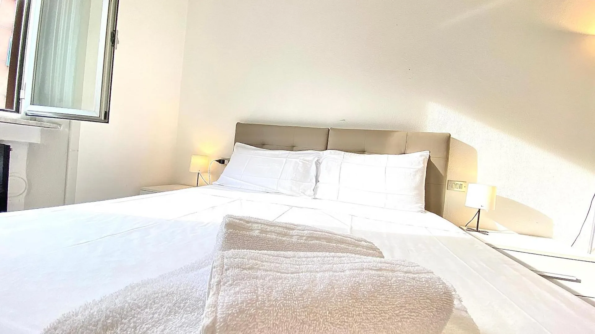 Washington Home 1 Милан Апартаменты