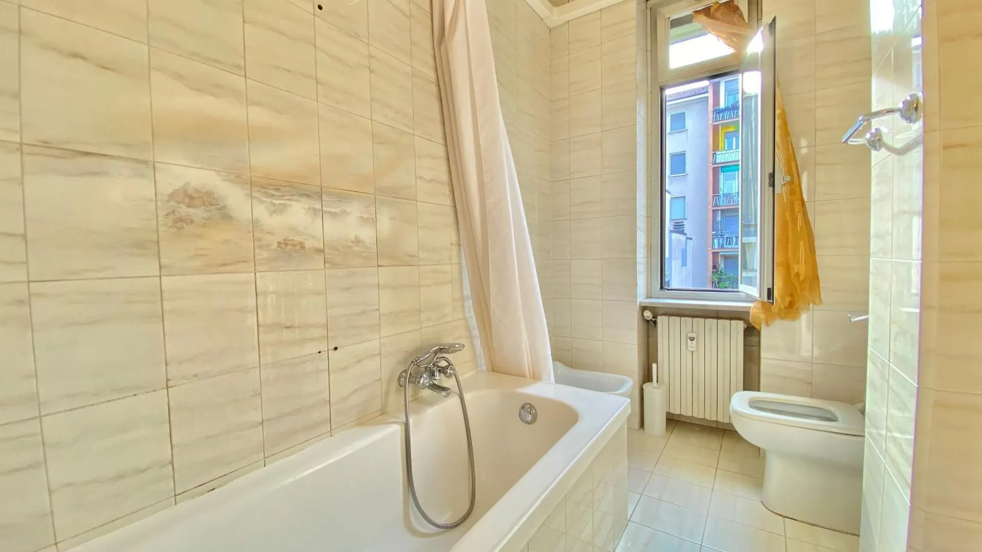 Washington Home 1 Milan Italy